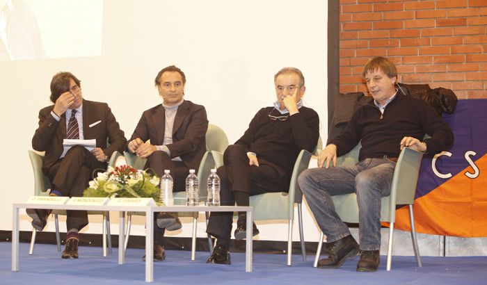 A Rivolta d'Adda, centinaia di bambini e ragazzi delle scuole all'incontro con il mister della nazionale italiana di calcio Cesare Prandelli e l’ex allenatore di Cremonese, Atalanta, Torino e molte altre squadre, nonché rivoltano doc, Emiliano Mondonico sull'etica nello sport