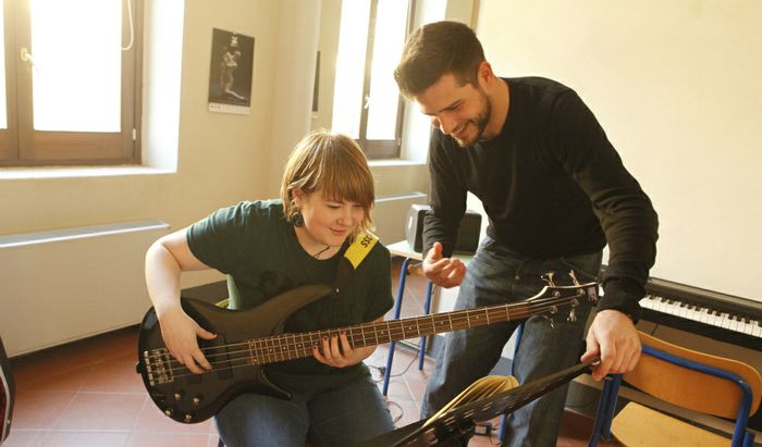 Lezioni di musica all'Istituto Civico Musicale Folcioni