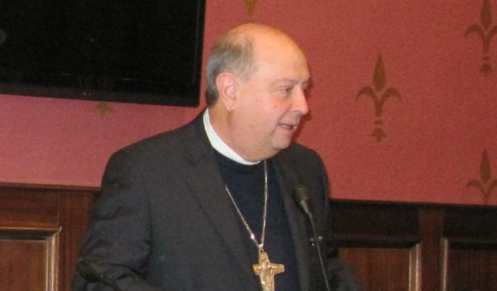Il Vescovo di Crema Oscar Cantoni