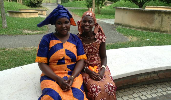 Khady Diallo (a sinistra) e Yoni Diagne sono le referenti della associazione senegalese che ha sede in città