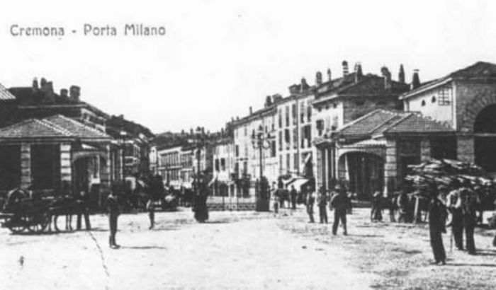 Sopra porta Milano all’inizio del Novecento 