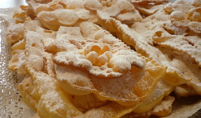 Chiacchiere di carnevale