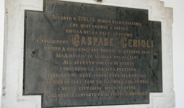 Cerioli, l'epigrafe al cimitero