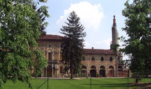Villa biazzi di Picenengo con il minareto