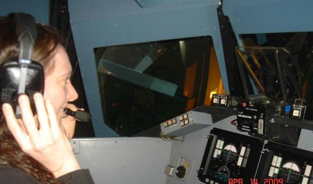 
VALENTINA DILDA All'interno del simulatore degli atterraggi dello shuttle durante una prova NASA