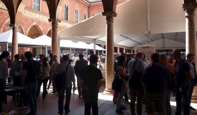 Palazzo Trecchi, il cortile