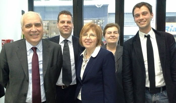 Nella foto da sx Roberto Scanagatti (Presidente ANCI Lombardia), Alessandro Capelli (delegato Politiche giovanili del Comune di Milano), Maura Ruggeri (vice sindaco di Cremona), Gianpiera Vismara (Coordinatrice Dipartimento Giovani di ANCI Lombardia), Valerio Mantovani (Presidente Dipartimento Giovani Sport e Cultura di ANCI)