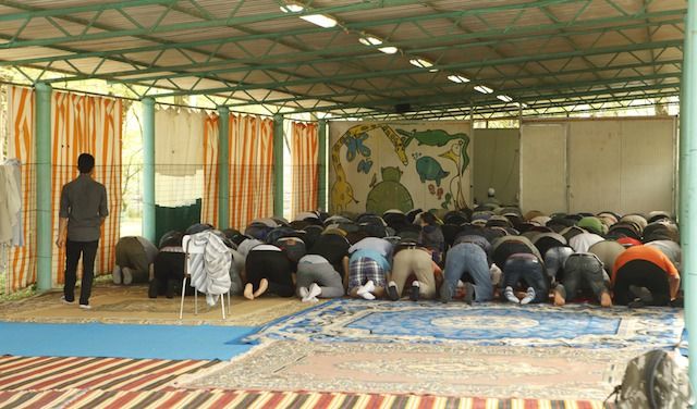Islamici in preghiera a Crema

