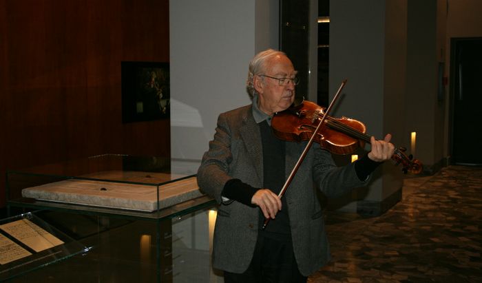 Giuranna al Museo del Violino
