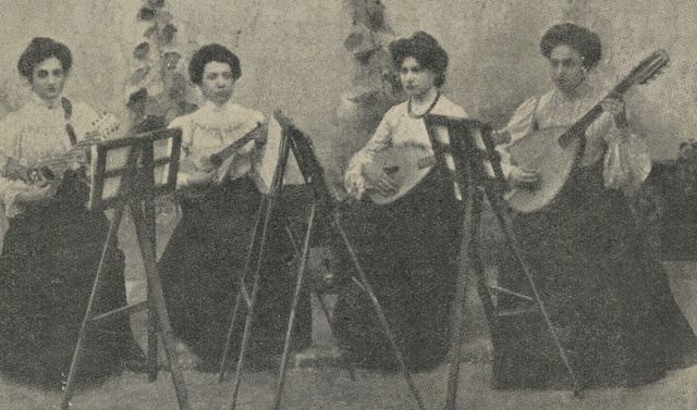 Quartetto rosa - mandolino

