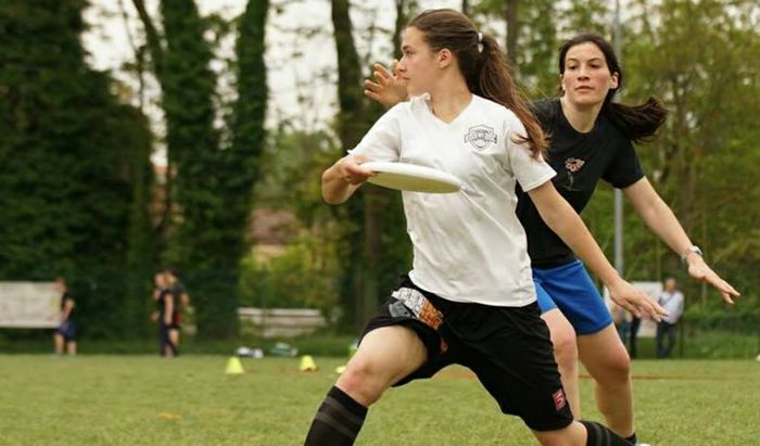 Frisbee, Sara Casali dei Kiss My Disc