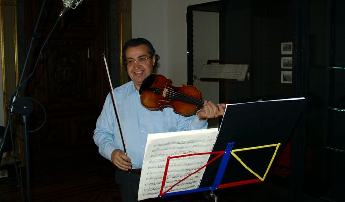 Luca Fanfoni con il Cannone di Paganini