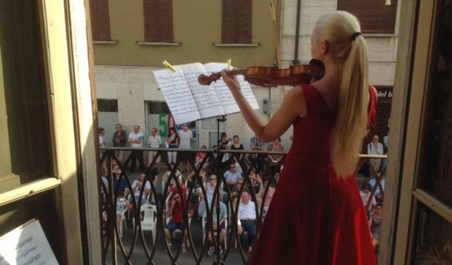 Concerto dal balcone della casa di Stradivari

