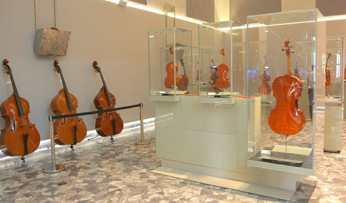 Violini e viole della Triennale