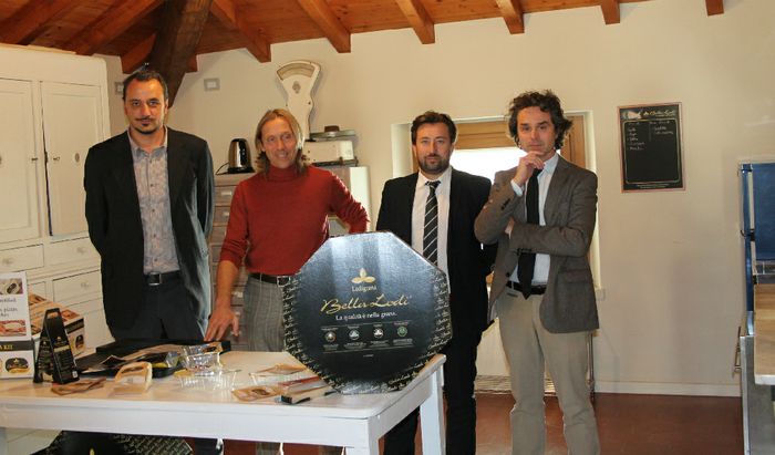 Carlo Vezzini in visita alla Pozzali Lodigrana