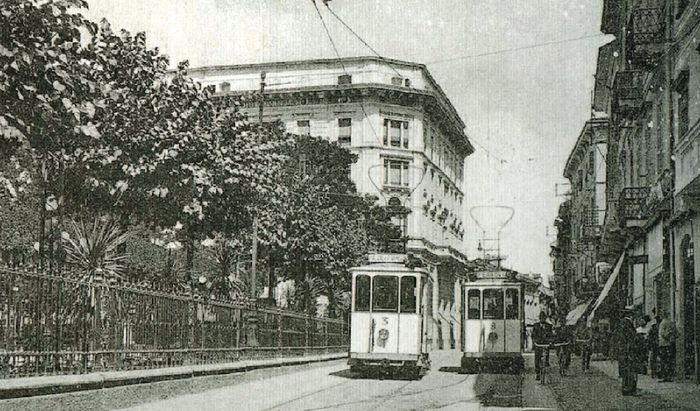 Tram in Corso Mazzini
