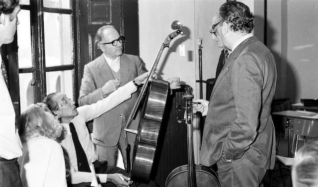 Prima triennale di liuteria a Cremona-Santa Maria della pietà-ottobre 1976