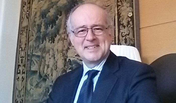 Il Dr. Augusto Henzel