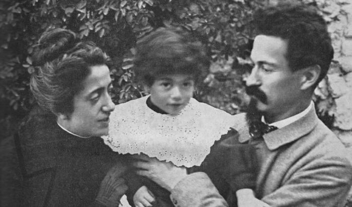 Cesare Battisti, la moglie Ernesta Bittanti e il figlio Gigino