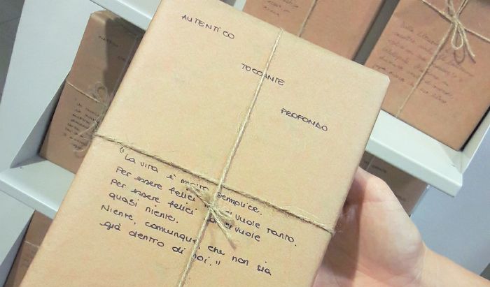 Libri al buio alla Feltrinelli