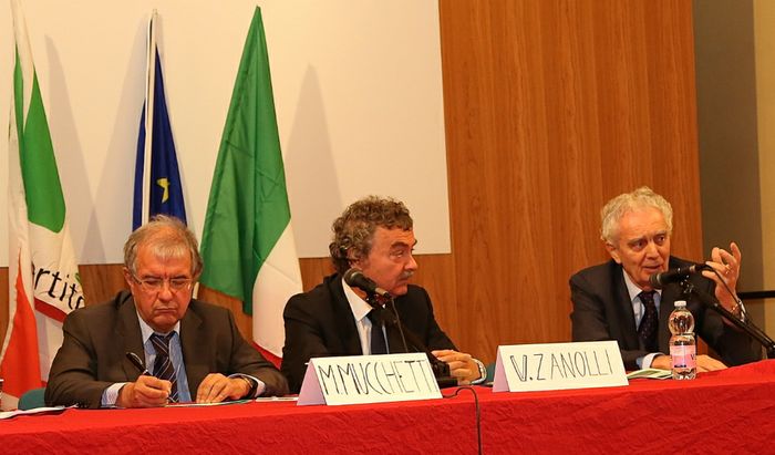 Da sinistra, Massimo Mucchetti, Vittoriano Zanolli e Giovanni Arvedi