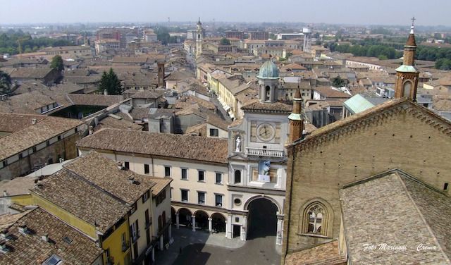 Piazza-Duomo a Crema vista dall'alto

