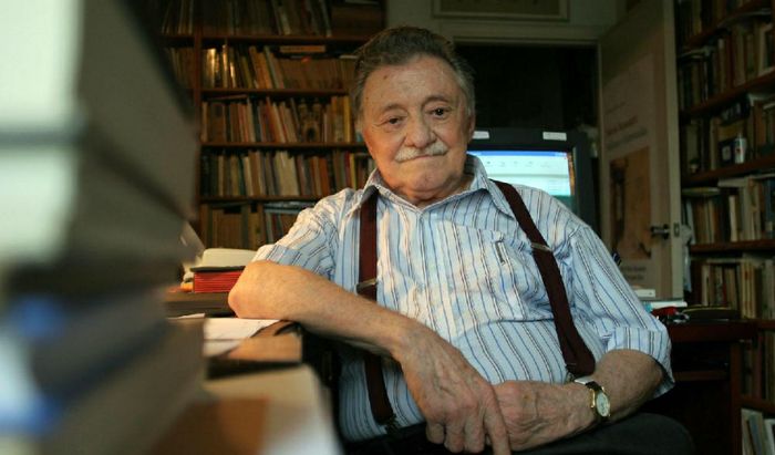 Il poeta uruguaiano Mario Benedetti