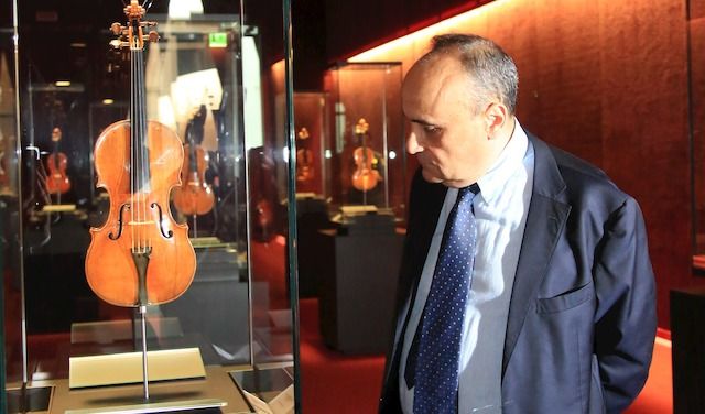 Il ministro Alberto Bonisoli al Museo del Violino