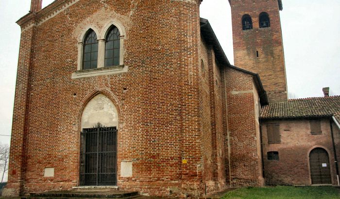 La chiesa vecchia di Scandolara Ravara