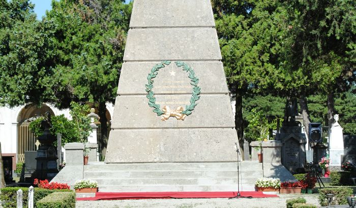 Monumento caduti battaglia di Via Solferino