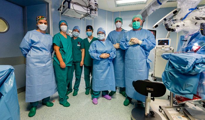 Intervento neurochirurgia ospedale di Cremona