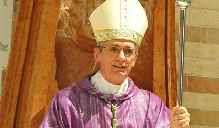 Monsignor Daniele Gianotti, vescovo di Crema