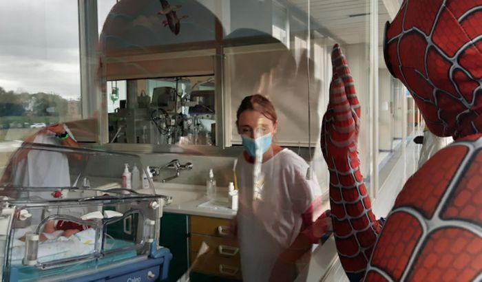 Spiderman e Wonder Woman all'Ospedale Maggiore di Cremona