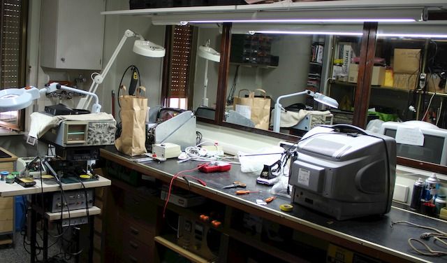 Il laboratorio di riparazione elettrodomestici

