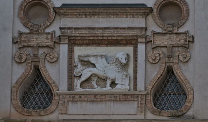 Il leone di San Marco sul torrazzo di Crema