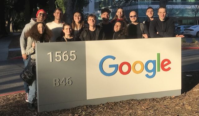 Gli studenti della Cattolica di Cremona nella sede di Google a Mountain View  (Silicon Valley)