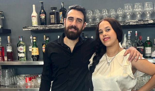 Simone Rizzato, pizzaiolo leccese e sua moglie Muna Chkir