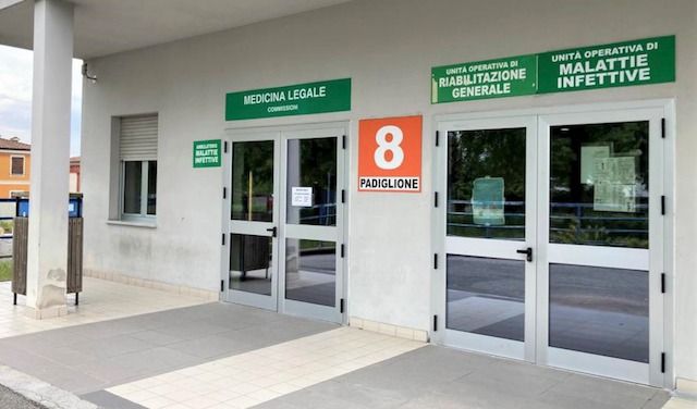 La sede della Medicina legale al padiglione 8 dell'Ospedale di Cremona

