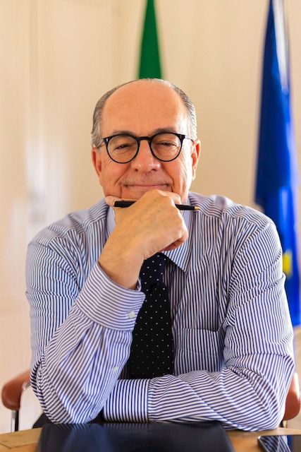 L'ON. PAOLO DE CASTRO