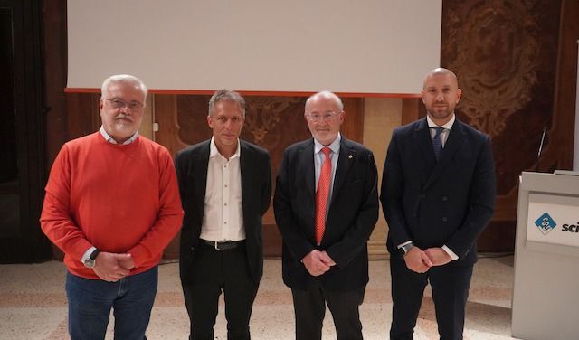 L'Amministratore Delegato di EV Scarl Carlo Scotti; il Sindaco Virgilio; Il presidente della Scivac, Federico Massari; Il Past President e Fondatore della Scivac, Aldo Vezzoni
