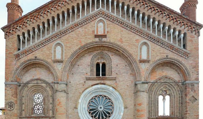 Porzione superiore Duomo di Crema