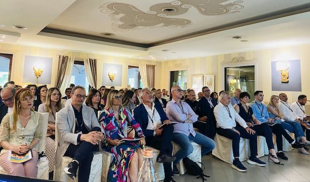 POLO COSMESI ASSEMBLEA